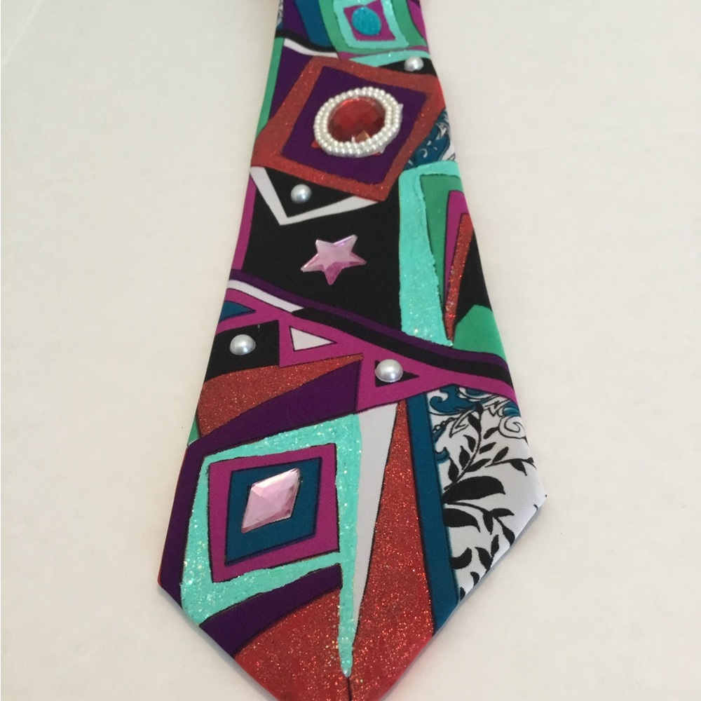 Multicolor Geometric Pattern Tie - Picture 3 of 14